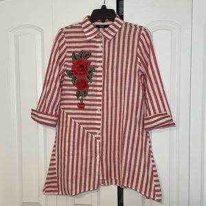 SNC Women’s Cotton long shirt Sz M Red White game of stripes Embroidered